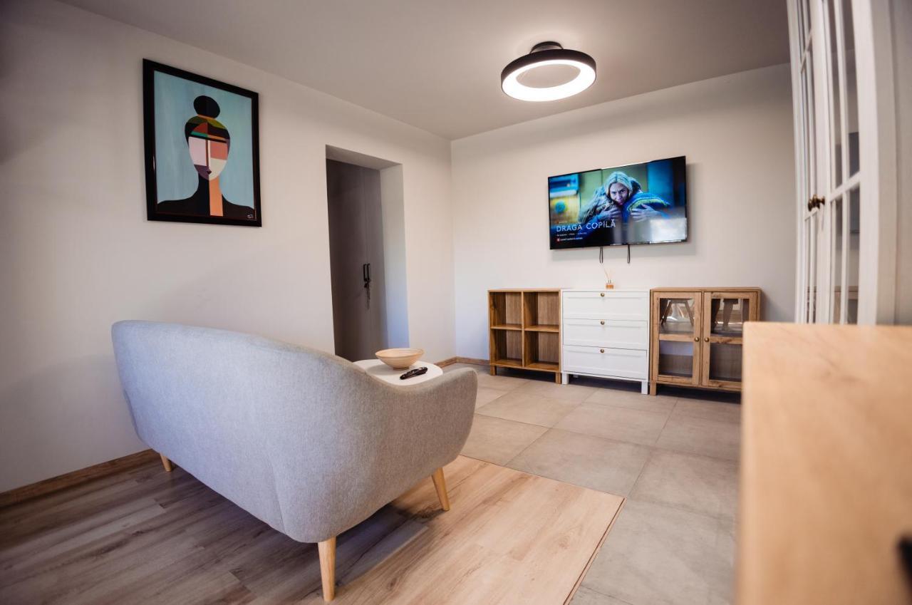 Apartament 209 Alba Iulia Buitenkant foto